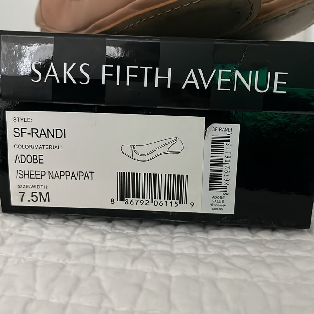Saks Fifth Ave ballet flats - Picture 2 of 10